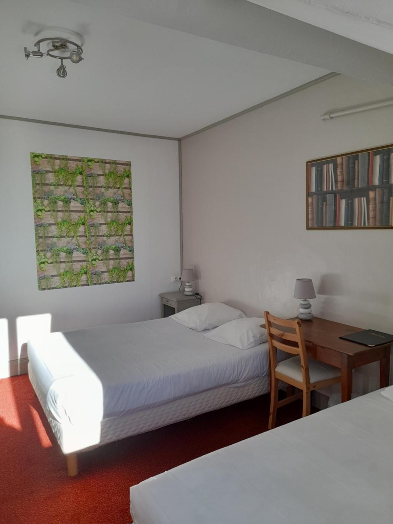 ווילארד-דה-לאנס Hotel Du Centre מראה חיצוני תמונה